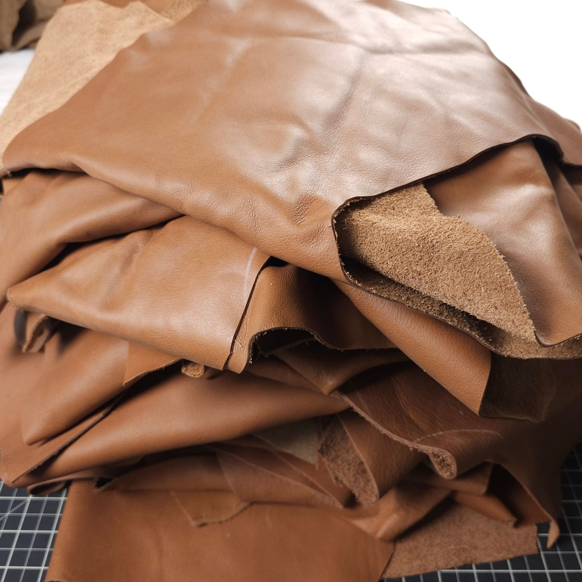 Assorted Brown Leather Pieces – 1–2 Sq Ft