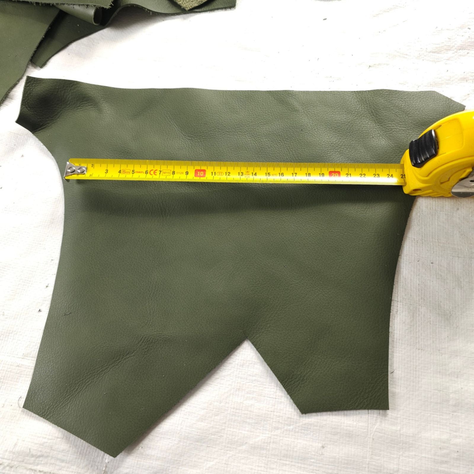 Green leather scraps 1 to 3 hands