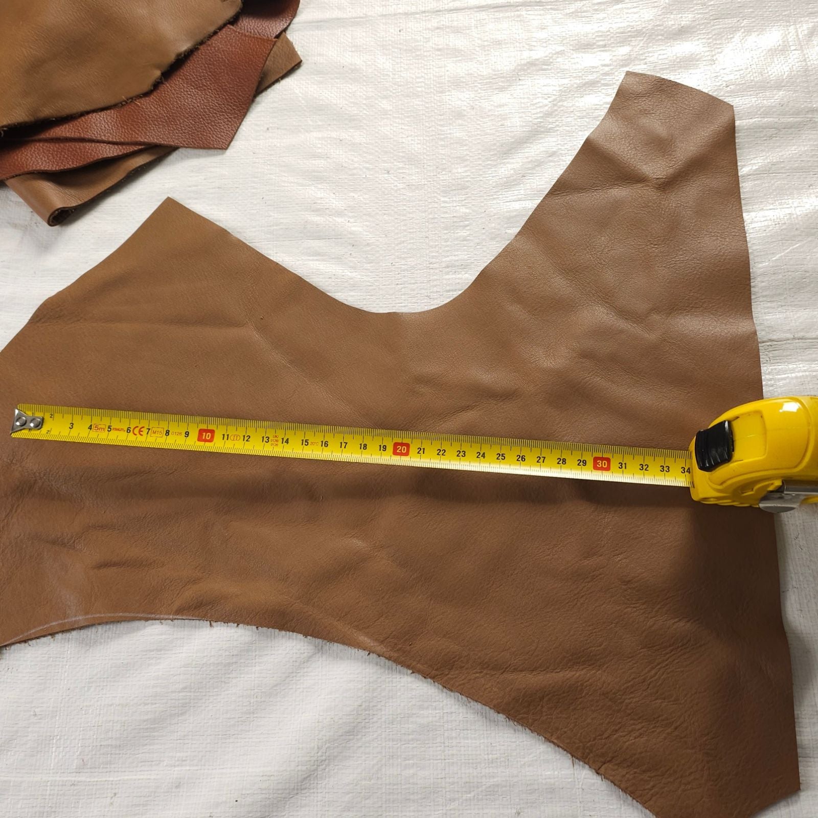 Leather scrap size example 1 to 3 hands