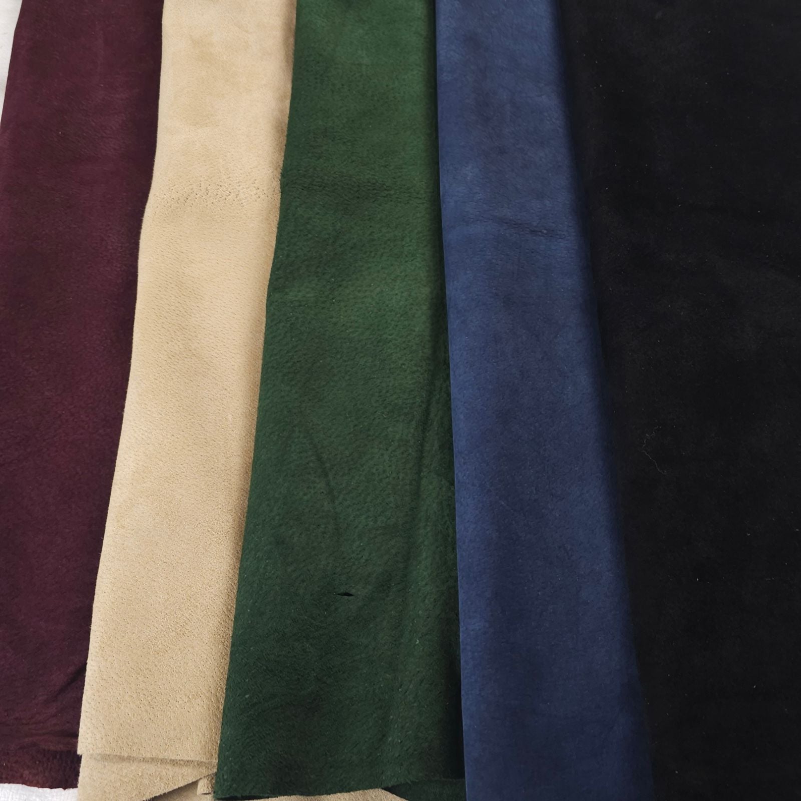 Pigskin suede lining leather colour range in 0.8 mm thickness