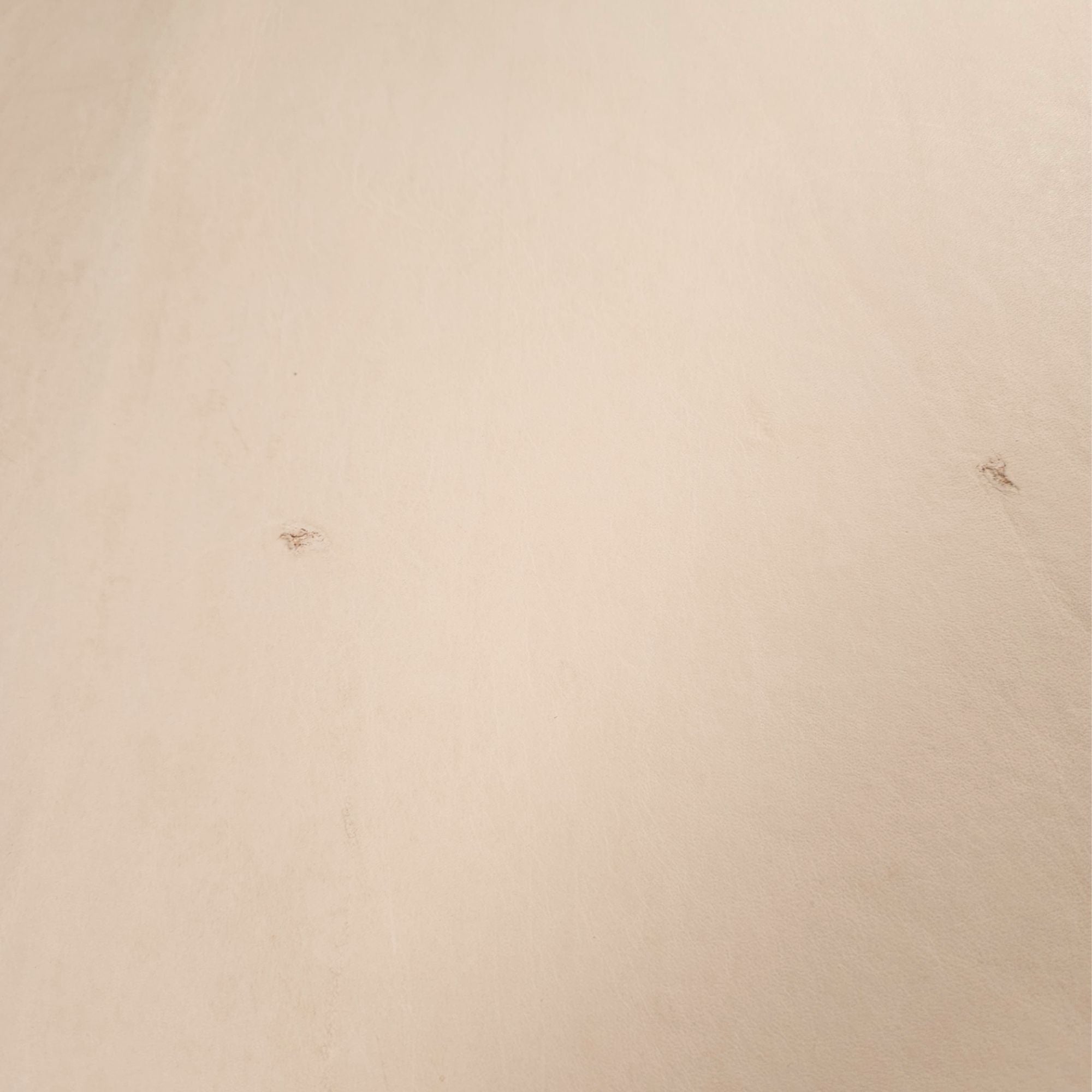 Natural Vegetable-Tanned Cowhide Part Sides – 11.4–14.8 sq ft, 2.5 mm